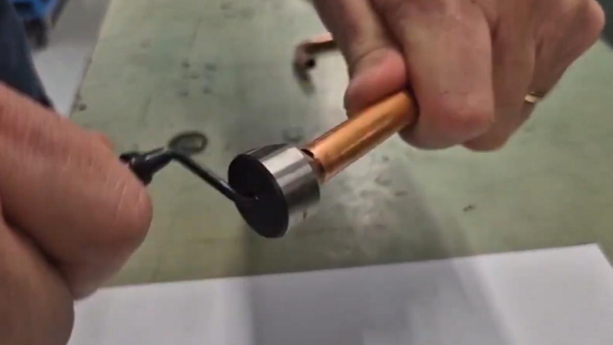 Inštalačné firmy kupujú už iba tento odhraňovač, video.