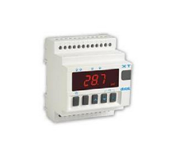 Regulátor XT110D-1C2TU Dixell